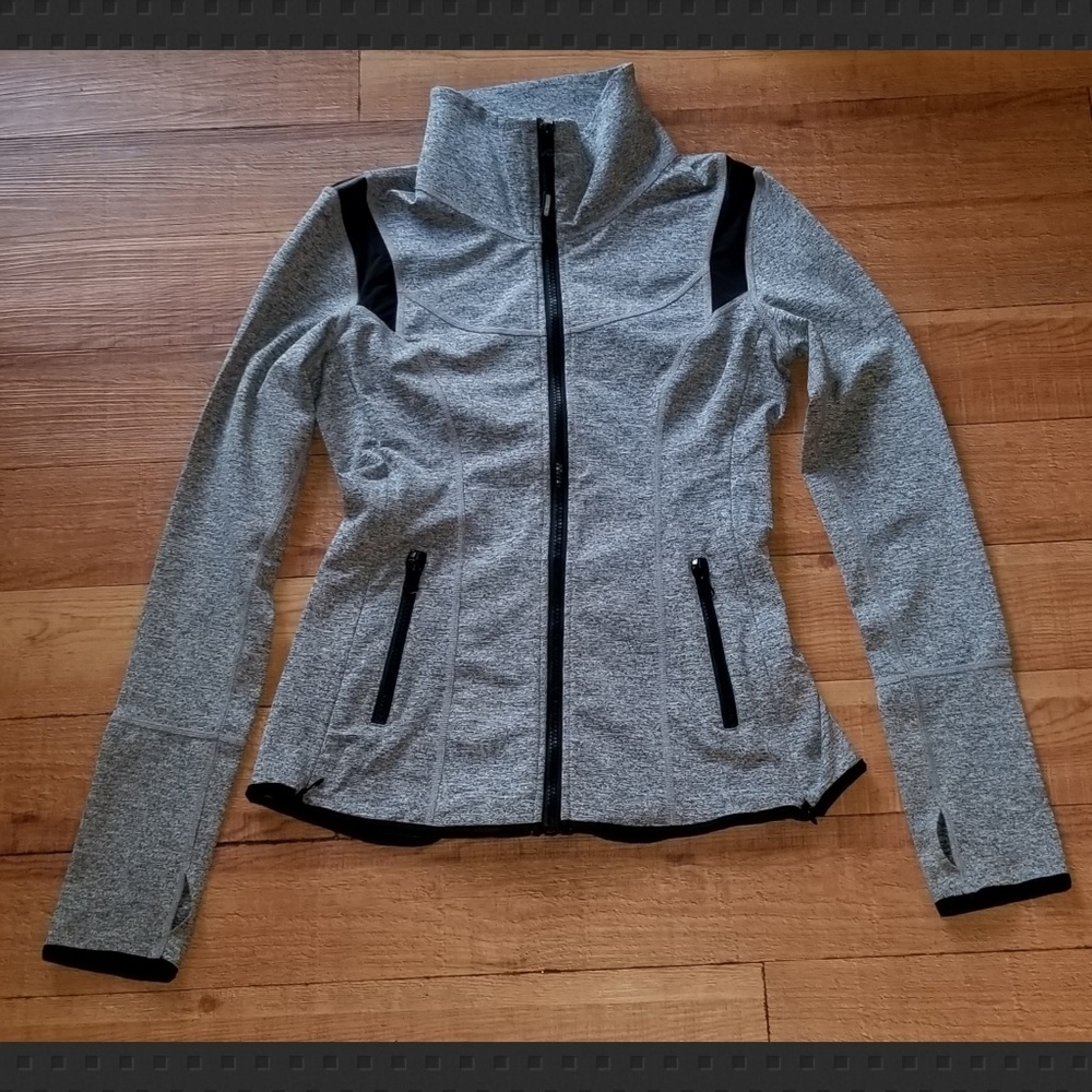 SALE 2/15🔥Capezio panel jacket
